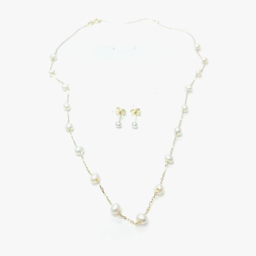 Set de cadena y arete de plata de perla dorada