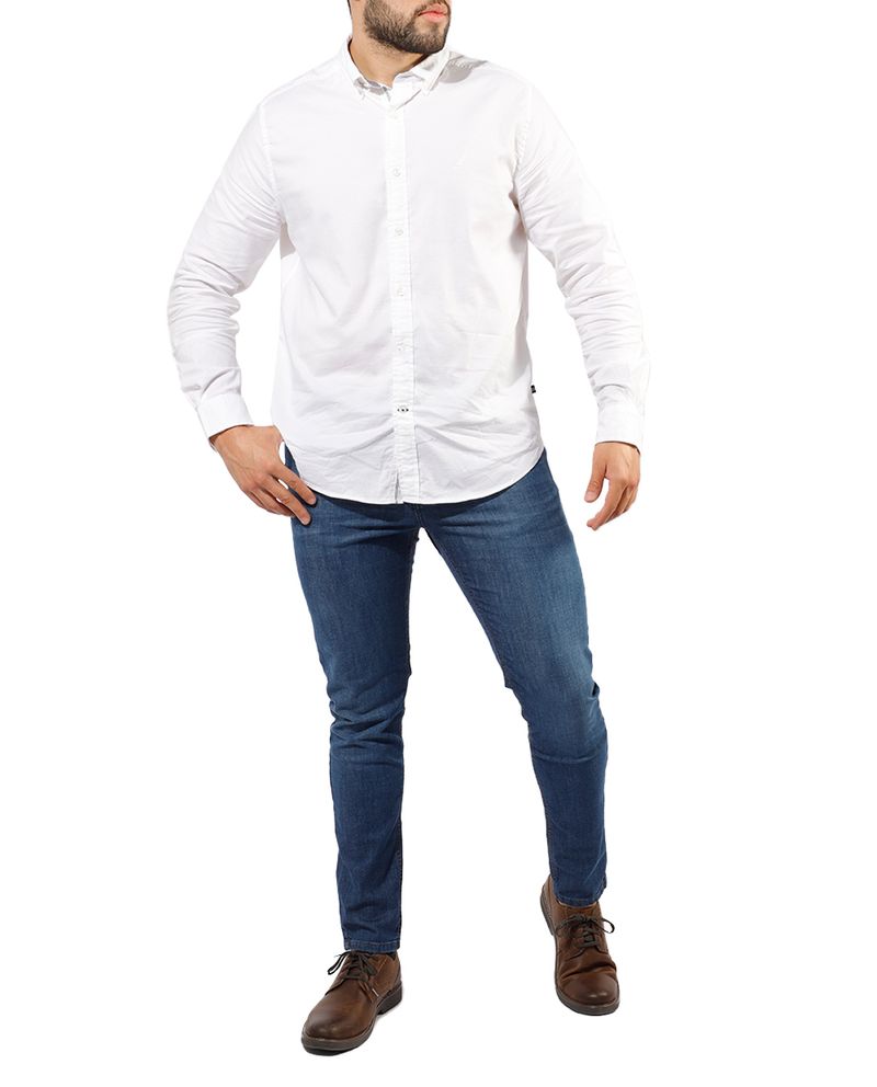 102825871_3