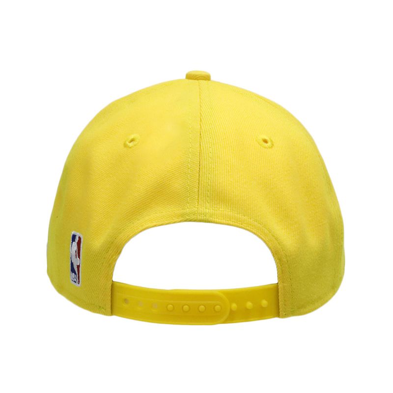 Gorra deportiva amarilla Lakers