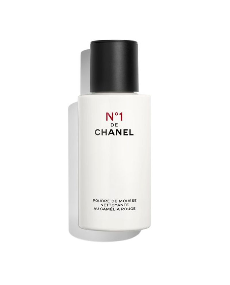 CHANEL-N°1-DE-CHANEL-ESPUMA-LIMPIADORA-EN-POLVO-LIMPIA-–-PURIFICA-–-ILUMINA<br>