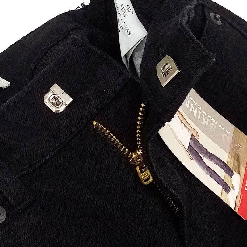 Jeans-negro-solido-para-niño