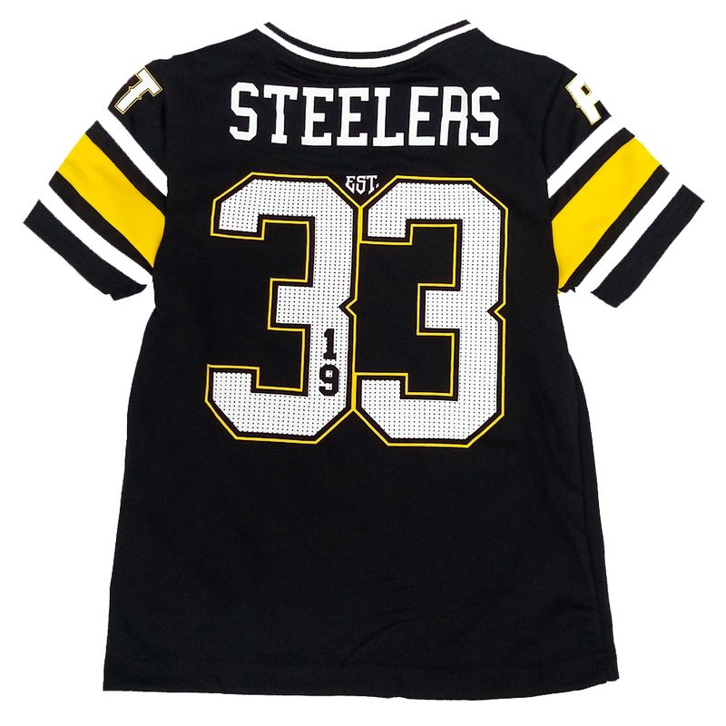 Camiseta-negra-con-estampado-para-niño