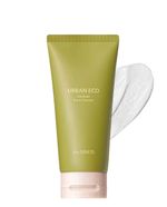 Urban-Eco-Harakeke-Foam-Cleansing