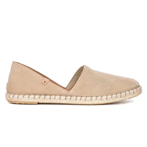 Zapato casual alpargata color arena para mujer