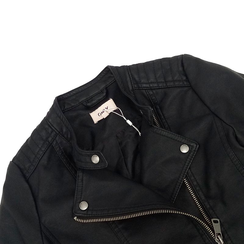 Chaqueta-negra-solido-para-niña