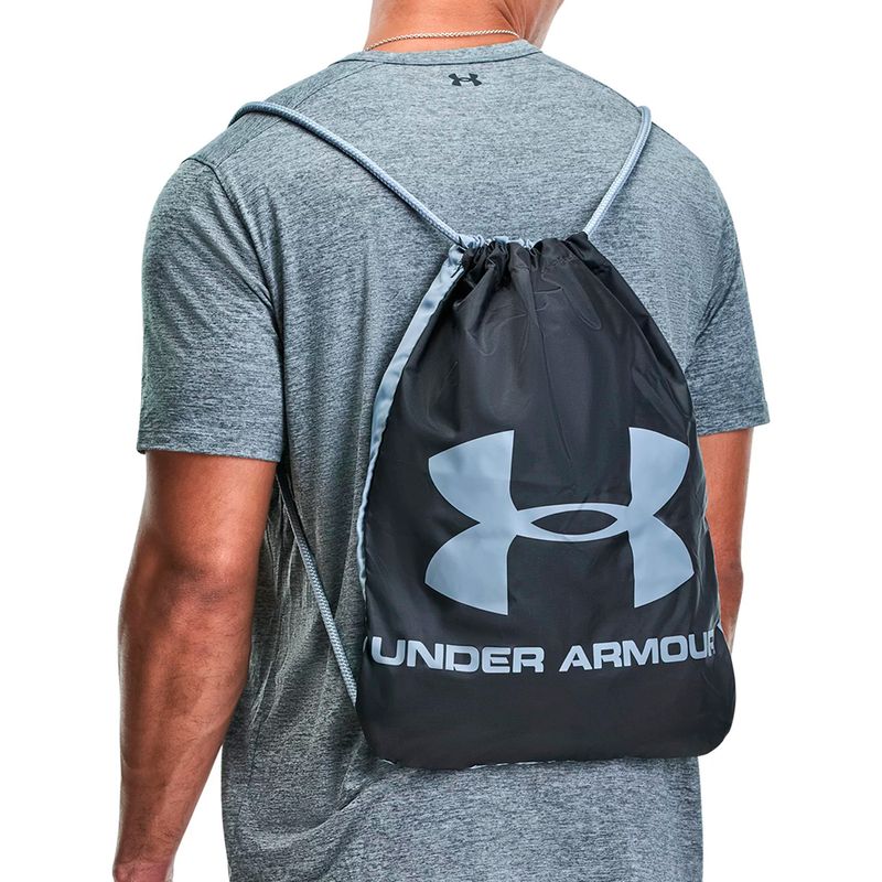 Mochila deportiva Under Armor negra