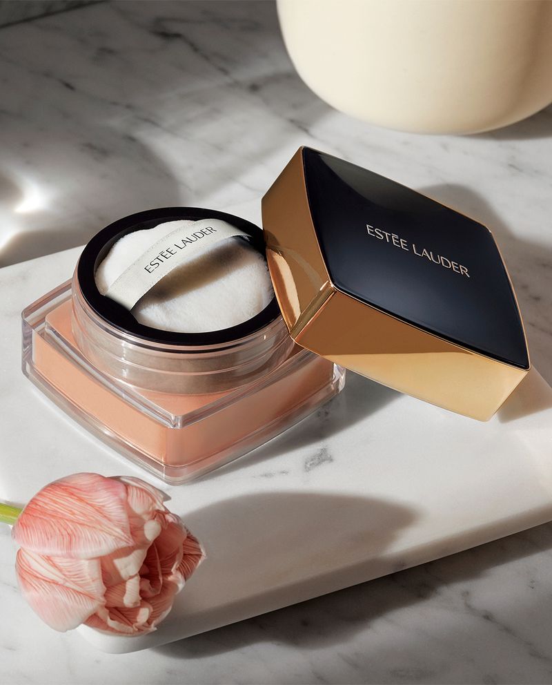 Double-Wear-Loose-Powder-Medium-Soft-Glow
