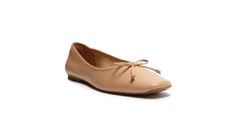 Zapato casual Arezzo color nude para mujer