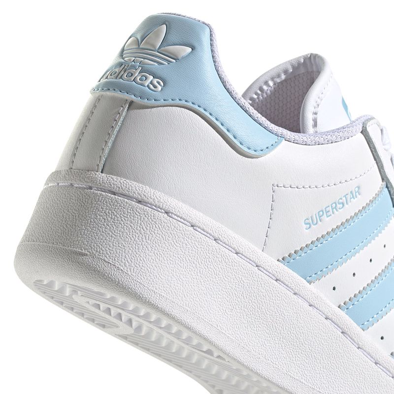 Adidas superstar 2025 blancas y celestes