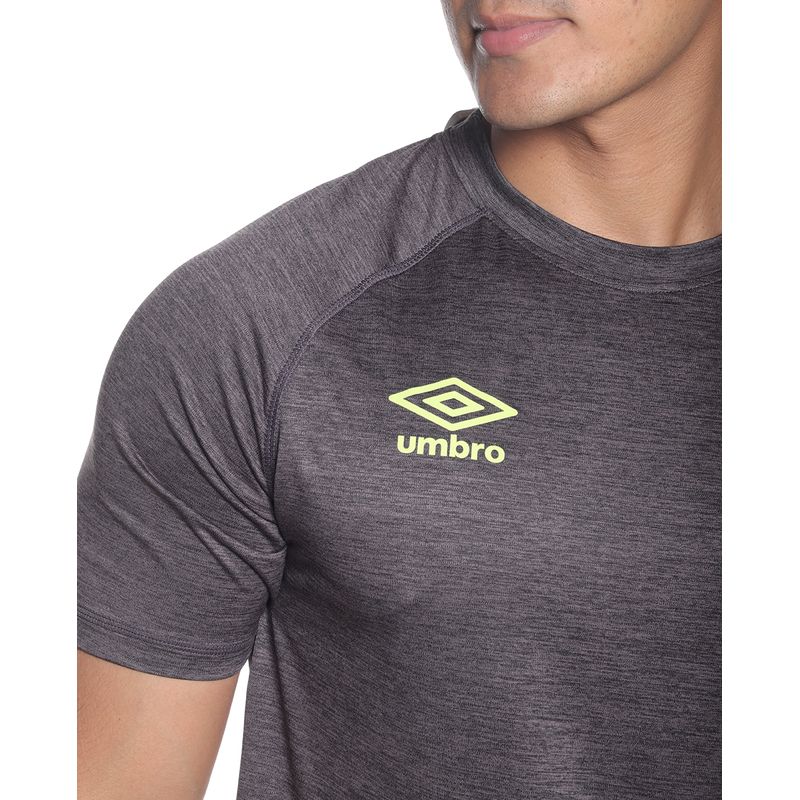 camiseta umbro hombre terrace graphic gris