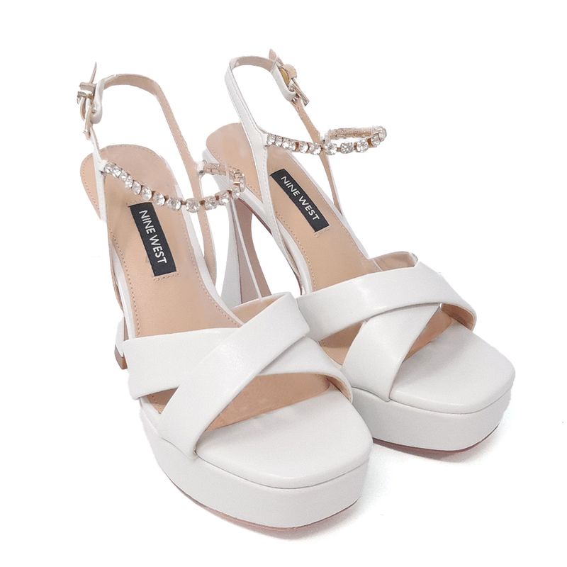 Sandalia de vestir Nine West color blanco para dama