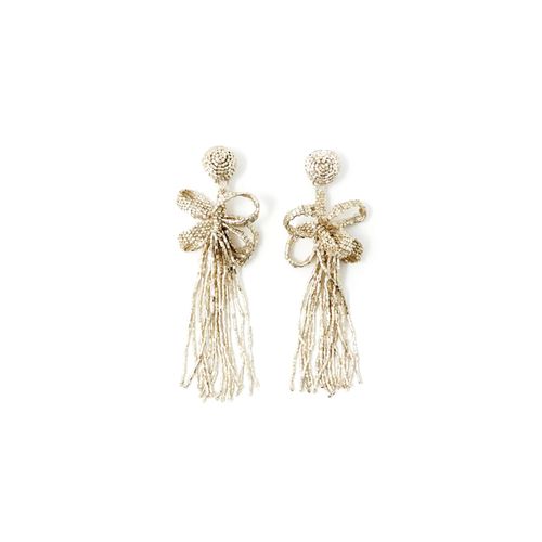 Pendientes largos color dorado para dama