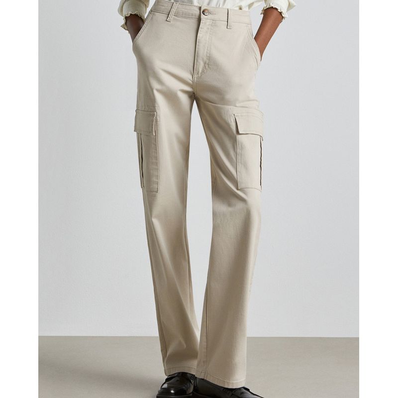 Pantalon Easy Wear cargo beige de cintura alta para mujer