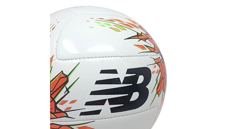 Globo de futbol New Balance. 5