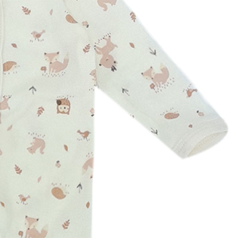 Pijama-blanca-con-estampado-de-buhos-para-bebe-niña