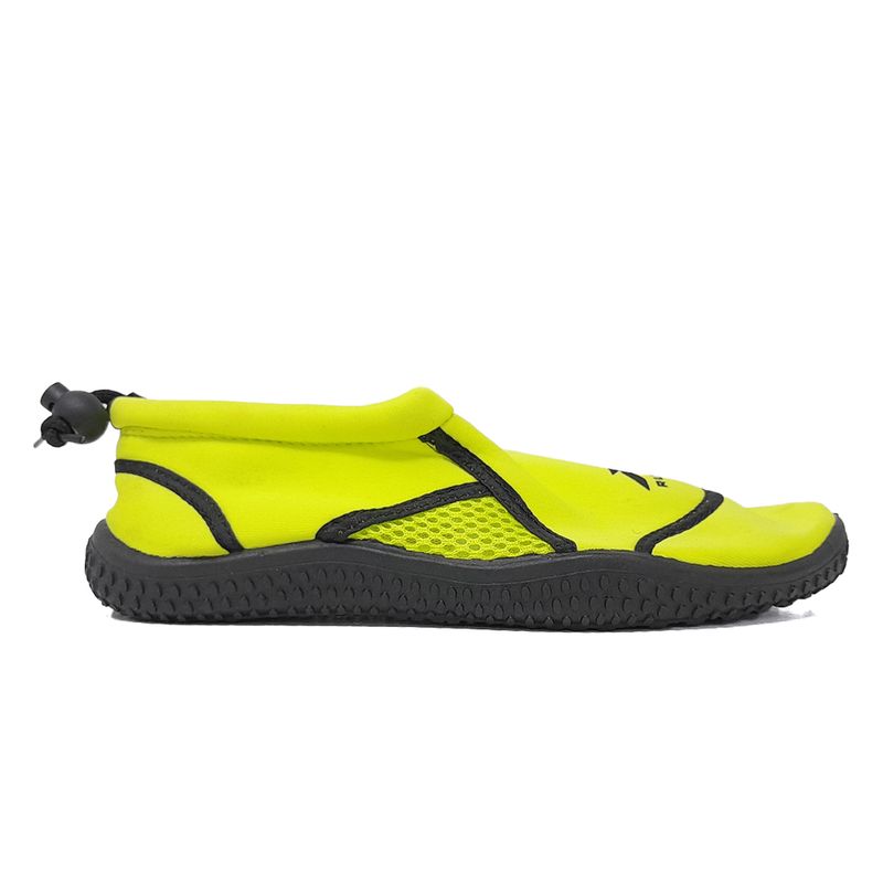 Zapato acuatico Runic color verde para nina