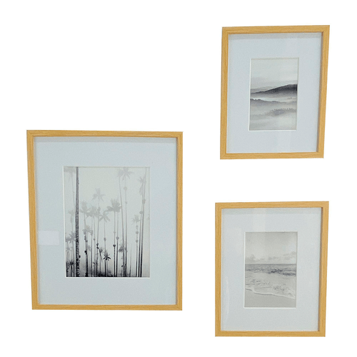 Juego de tres portarretrato 36x42x2 cm