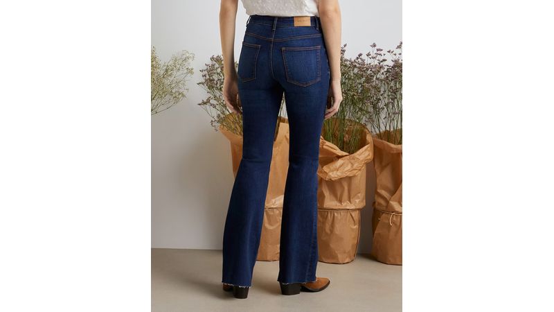 Jeans Easy Wear bootcut lavado oscuro de cintura alta para mujer