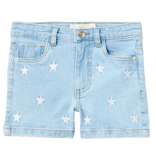 Short denim celeste con estampado estrella para niña