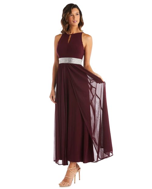 Vestido R&M Richards de gala color vino sin mangas para mujer
