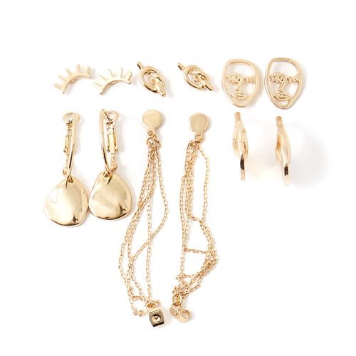Set de aretes color dorado para mujer