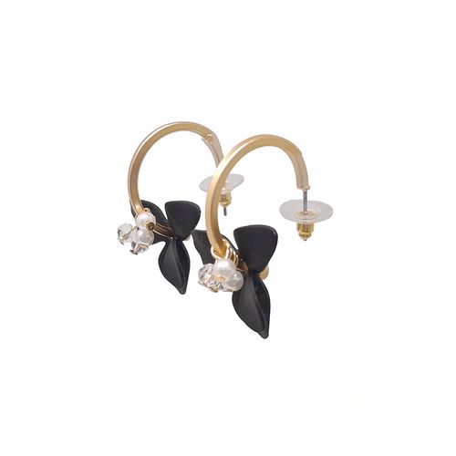 Aretes largos color dorado para mujer