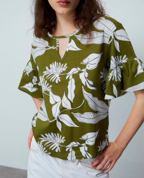 Blusa Sfera casual estampada manga corta para mujer