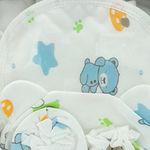 Set-de-regalo-7-piezas-blanco-con-estampado-para-bebe-niño
