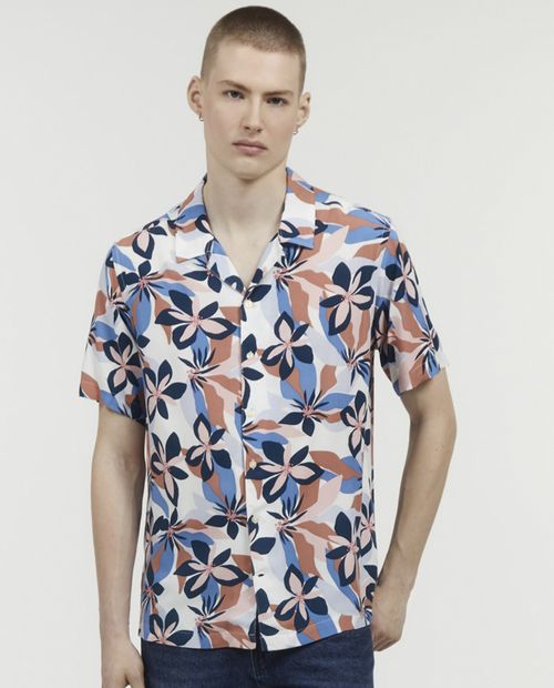 Camisa casual Sfera regular fit multicolor estampado tropical para hombre