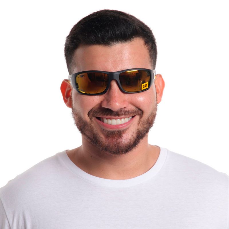 104571444_2