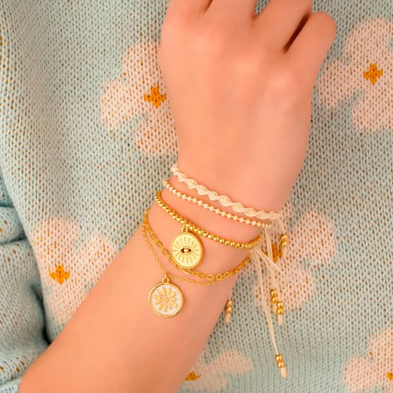 Pulseras y aretes cheap