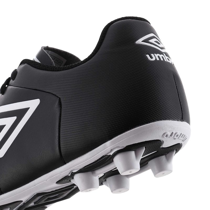 104508989-Zapatilla-deportiva-Umbro-FG-negro-para-hombre