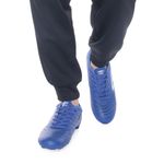 104622981-Zapatilla-deportiva-Umbro-Toccare-III-FG-color-azul-para-hombre
