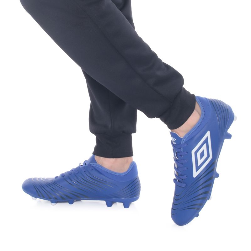 104622981-Zapatilla-deportiva-Umbro-Toccare-III-FG-color-azul-para-hombre