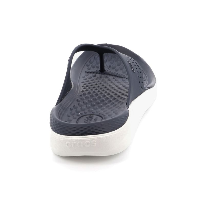 104640068-Sandalia-Crocs-LiteRide-Flip-color-navy-para-hombre