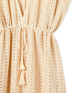104631173-Salida-de-baño-Enfasis-de-beige-manga-corta-para-mujer