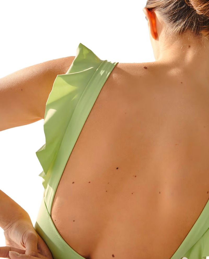 104631215-Traje-de-baño-Enfasis-verde-de-tirantes-para-mujer