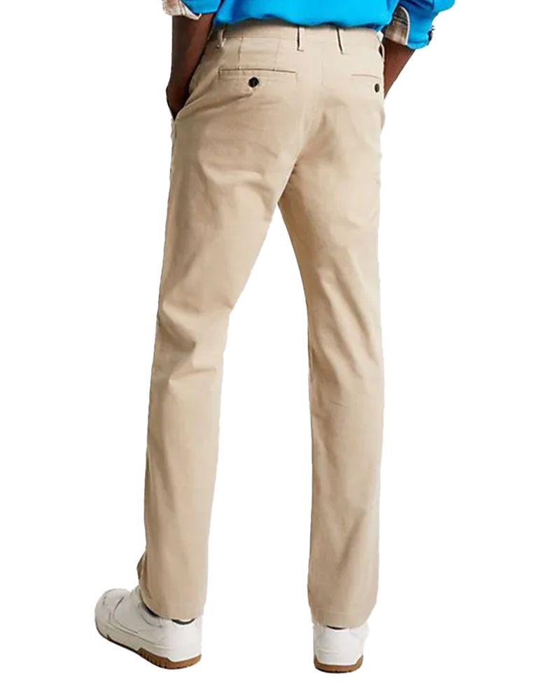 104656229-Pantalon-chino-Tommy-Hilfiger-beige-solido-para-hombre