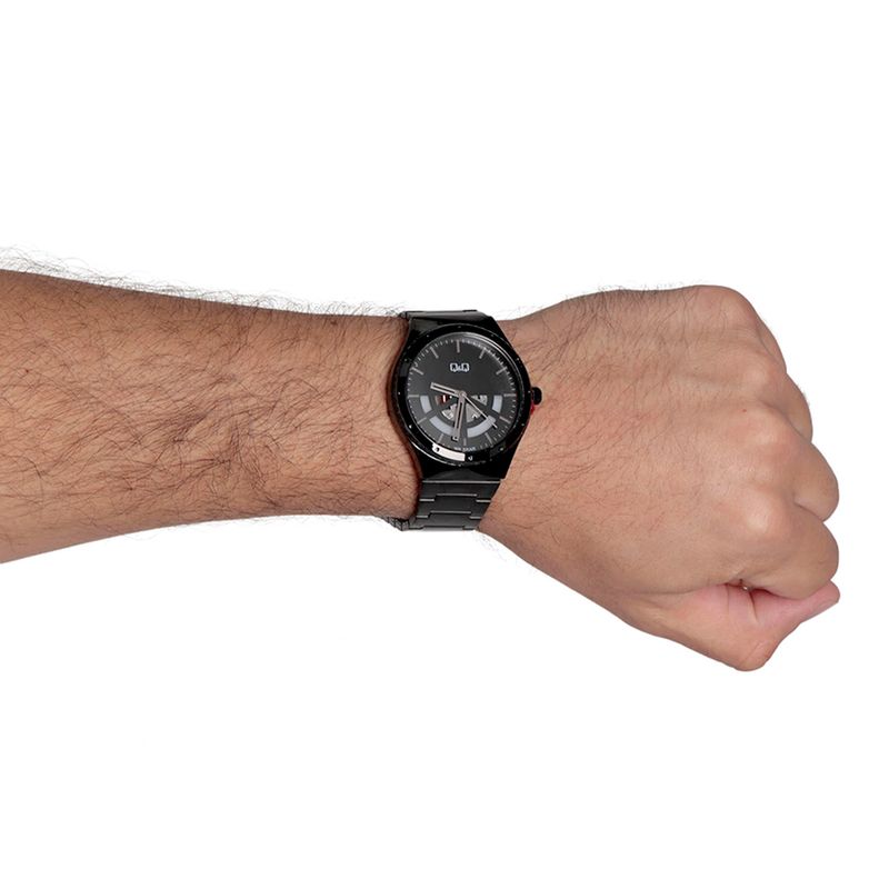 104631585-Reloj-Q-Q-analogo-de-metal-en-negro-para-hombre