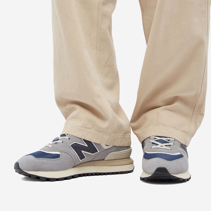 104666645-Zapato-New-Balance-574-deportivo-casual-color-gris-y-azul-para-hombre