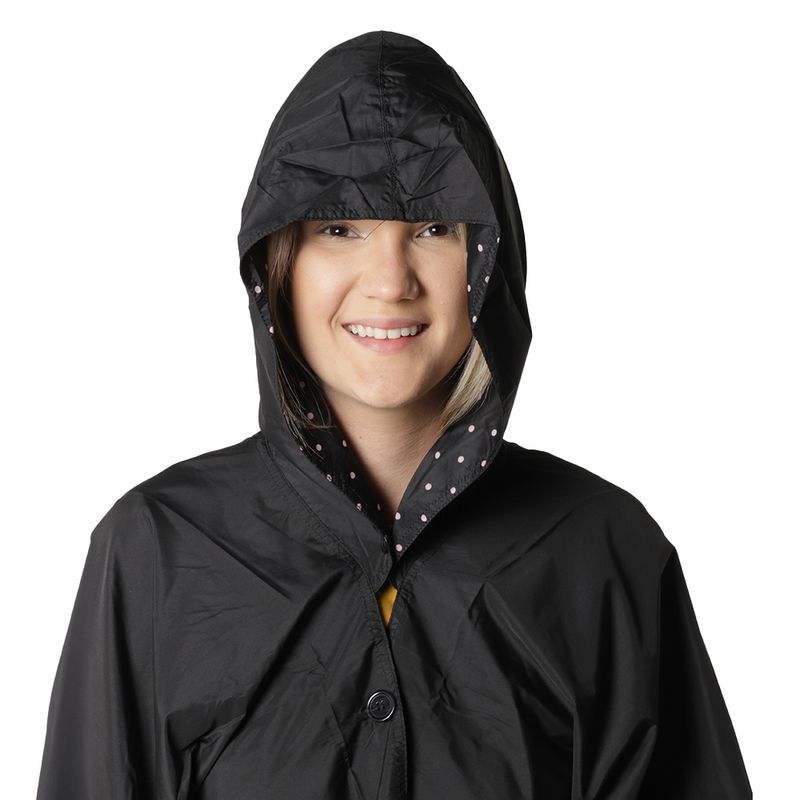 104587205-Capa-impermeable-Capelli-color-negro-para-mujer