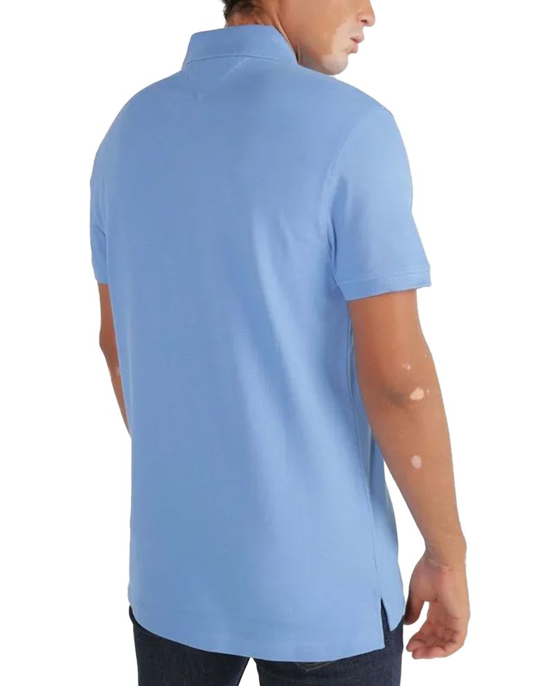 104656360-Camisa-polo-basica-Tommy-Hilfiger-celeste-solida-para-hombre