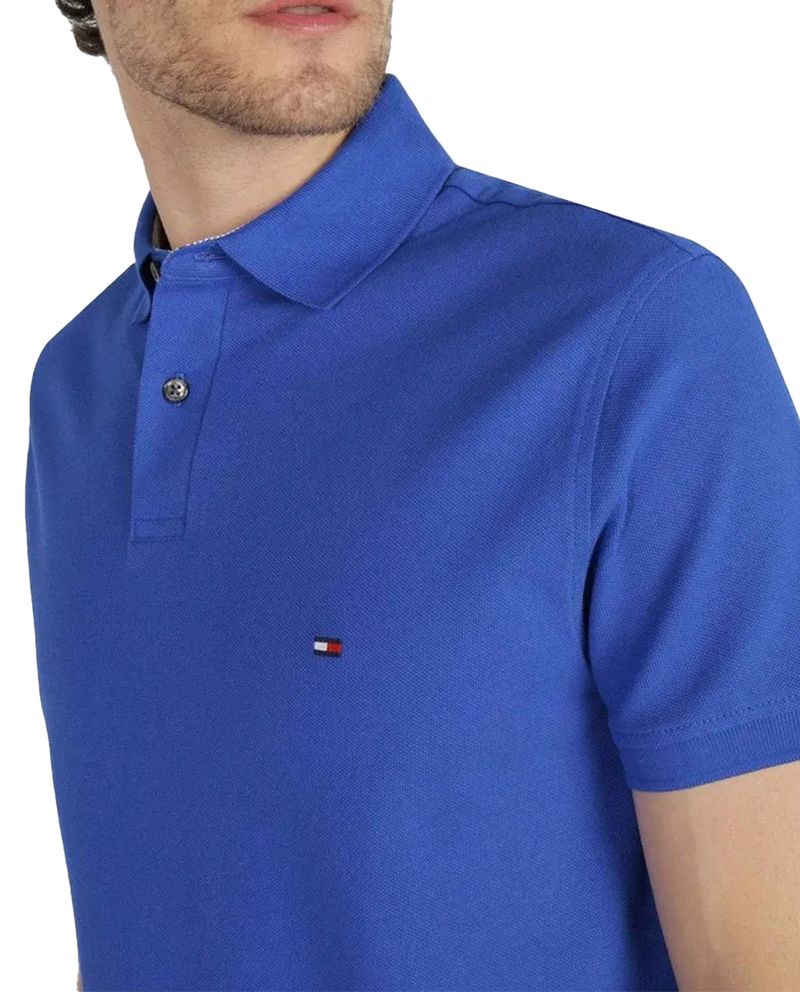 104656362-Camisa-polo-basica-Tommy-Hilfiger-azul-solida-para-hombre
