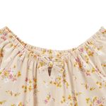 104665660-Blusa-beige-con-estampado-de-flores-para-niña