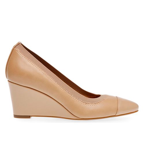 Zapato de vestir Anne Klein nude para mujer