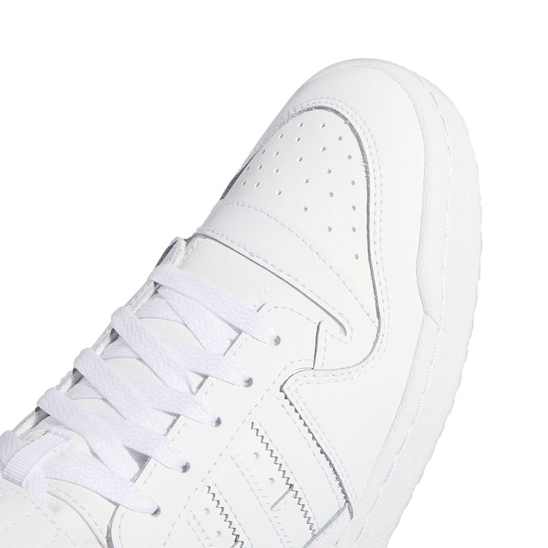 104679462-Botin-Adidas-Originals-Forum-Mid-deportivo-casual-blanco-para-hombre