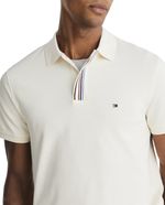 104656464-Camisa-polo-Tommy-Hilfiger-ivory-para-hombre