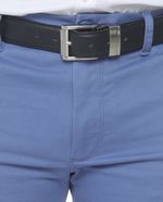 104601526-Pantalon-casual-Izod-slim-fit-celeste-solido-para-hombre