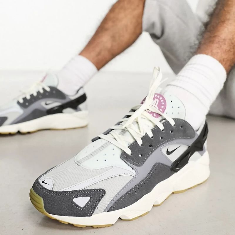 104686399-BLACK-FRIDAY-Zapato-Nike-Air-Huarache-Runner-deportivo-multicolor-para-hombre