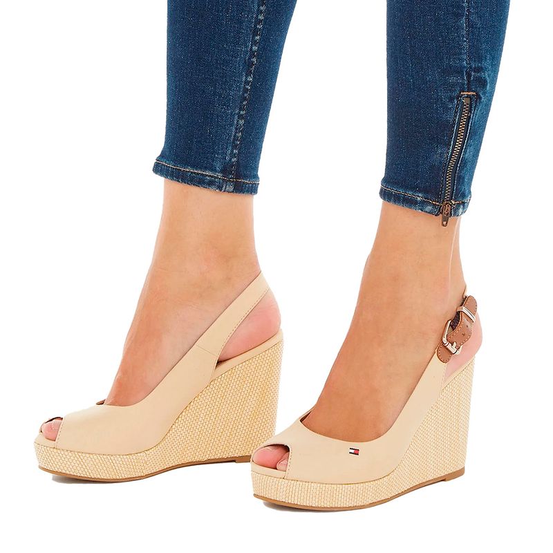 104660122-Sandalia-casual-Tommy-Hilfiger-para-mujer